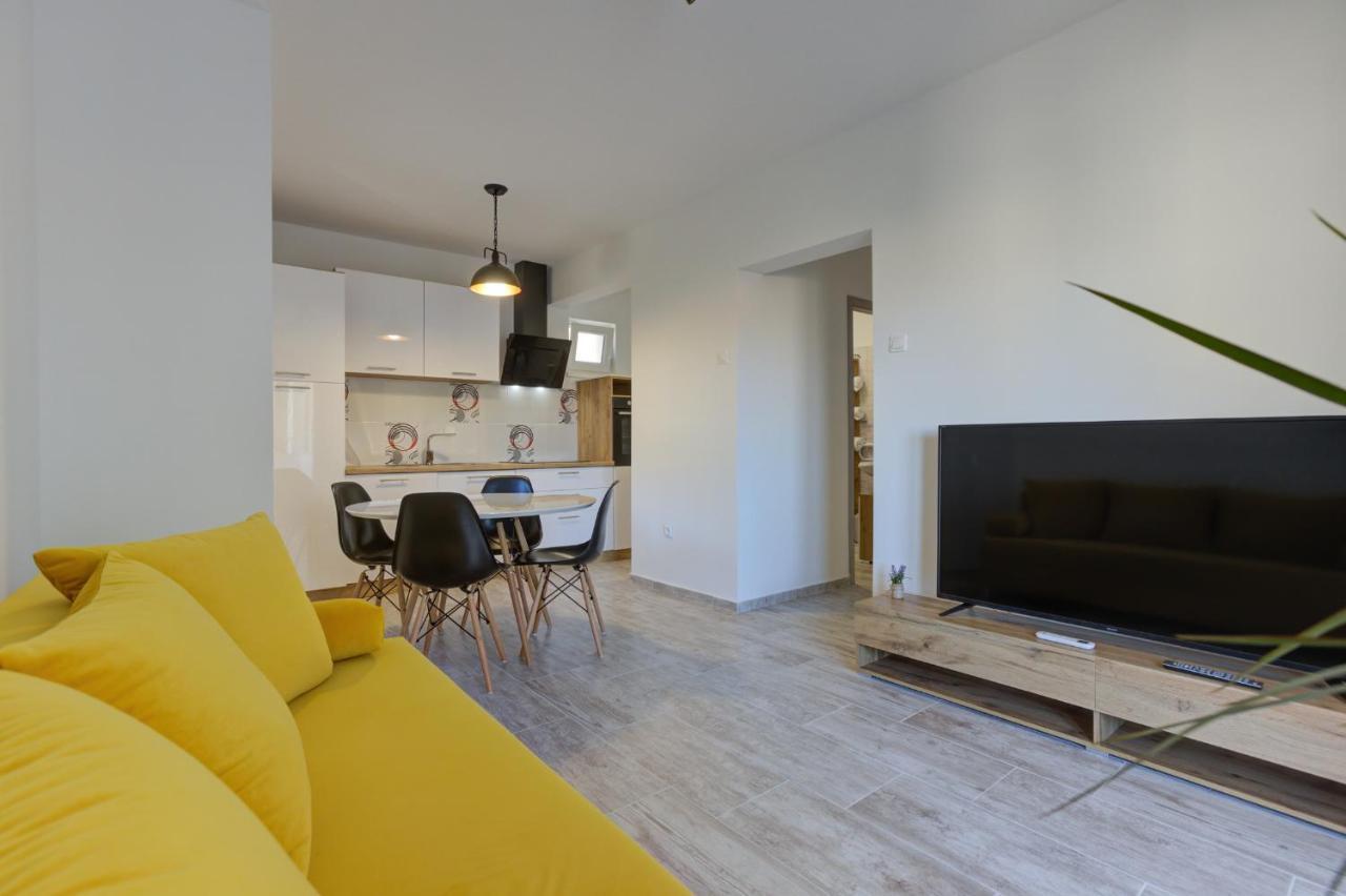 Demi Apartment Senj  Exterior photo